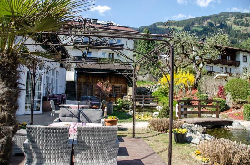 Smy Koflerhof Wellness & Spa Dolomiti Rasun di Sopra Ngoại thất bức ảnh
